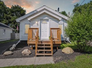 738 Fairyland Ave, Jackson, MI 49202