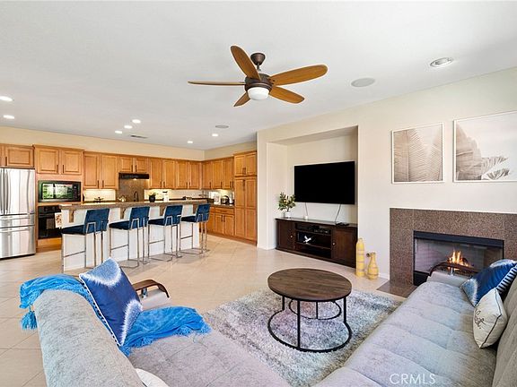 4th image of 43680 Riunione Pl