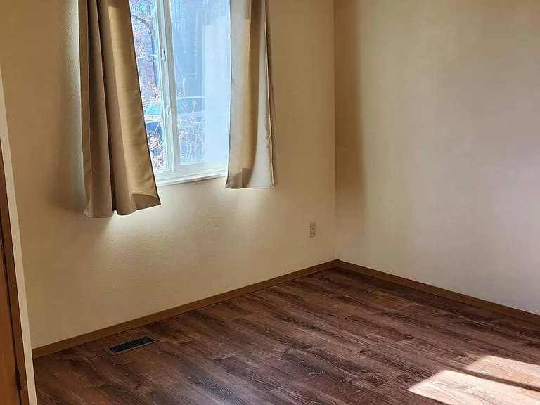 530 N Orchard Ave — Photo 10