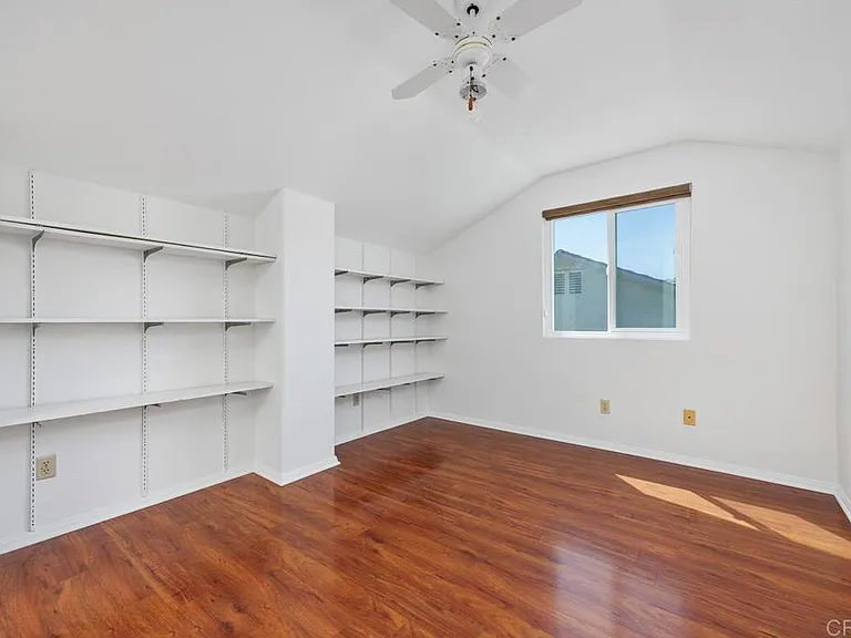 1713 W Country Club Ln W — Photo 21