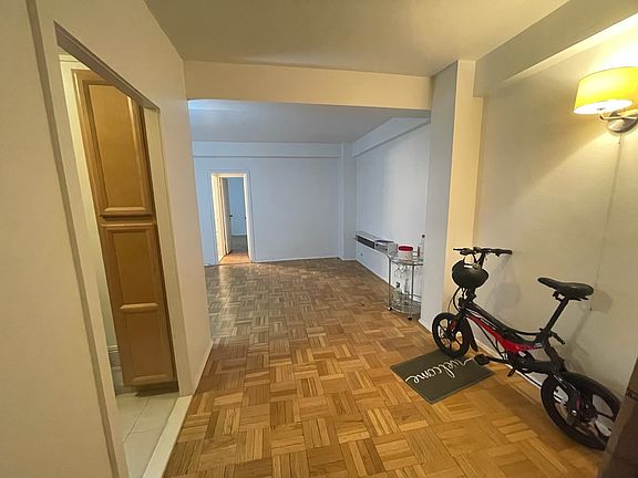 2nd image of 1514 Metropolitan Ave APT 4E