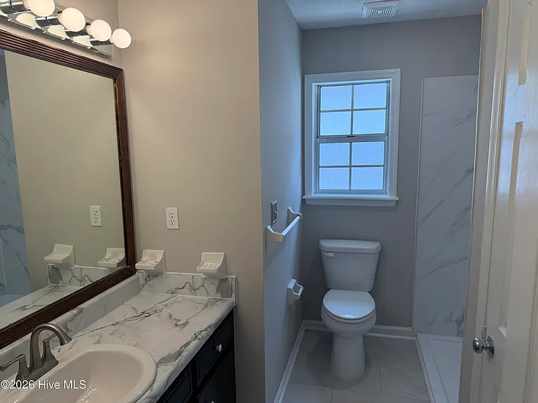 2961 Pointewest Dr — Photo 22