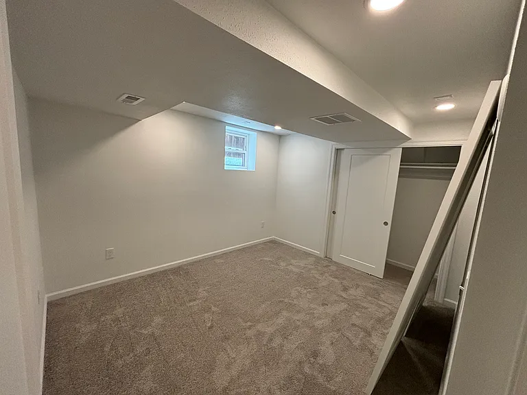 3456 Federal Blvd — Photo 31