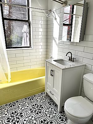3rd image of 63 Diamond St APT 1