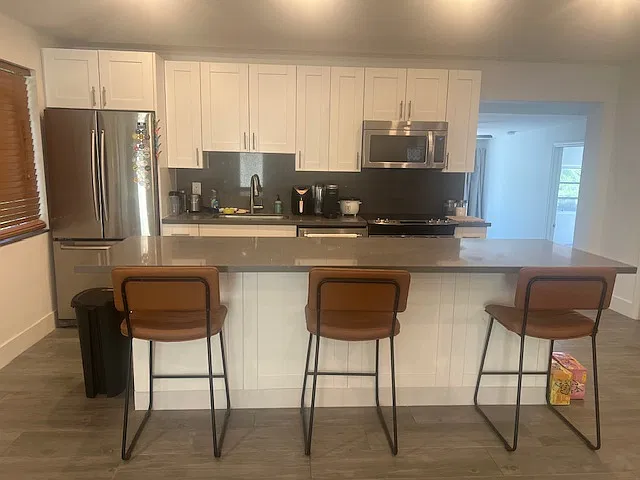 1569 Fern Ave — Photo 4