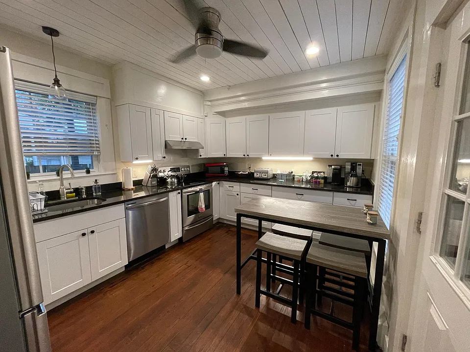 5 Elliot Pl #1