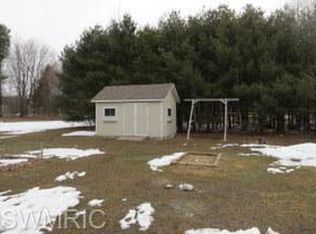 3334 Blackmer Rd, Ravenna, MI 49451