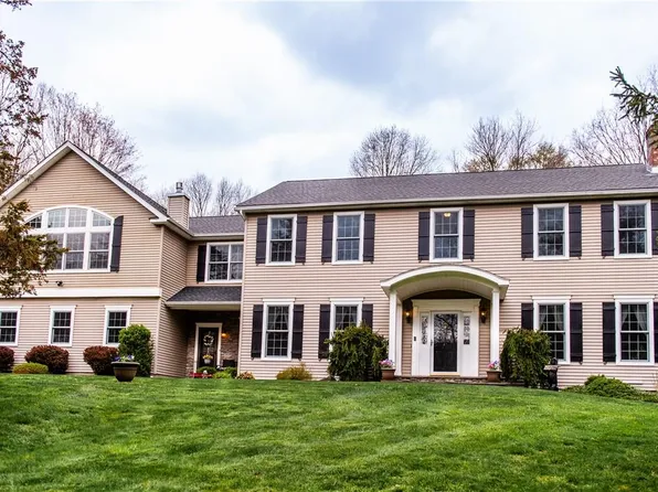 68 Connelly Drive, Staatsburg, NY 12580