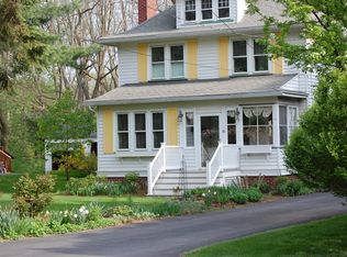 38 Golf Ave, Pittsford, NY 14534