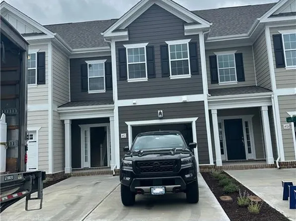 4922 Apricot Way, Chesapeake, VA 23321