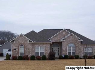 101 Patdean Dr, Huntsville, AL 35811