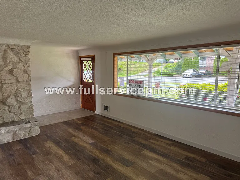 625 Avenue B #1 — Photo 10