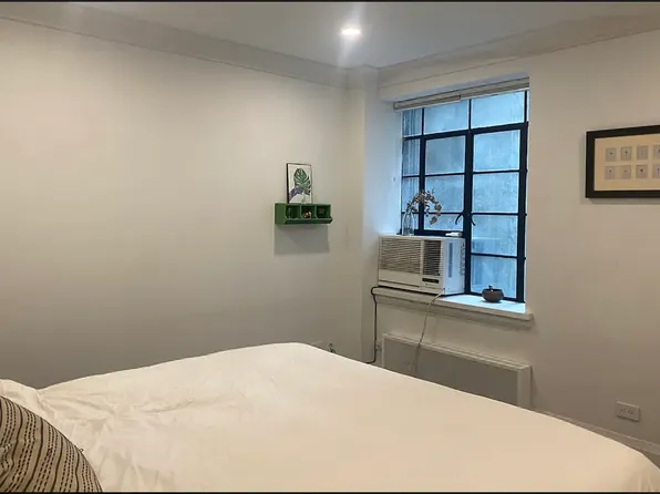 135 East 39th Street image 14 of 20