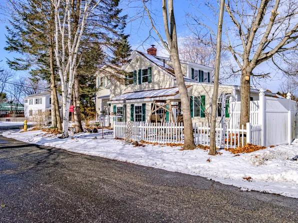 5 Robinson Avenue, Brunswick, ME 04011