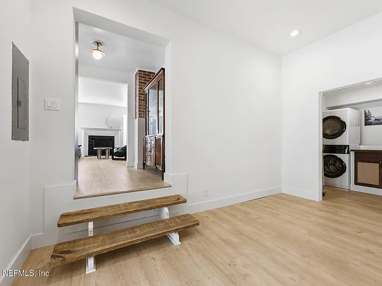 2304 Bethune Ave — Photo 11