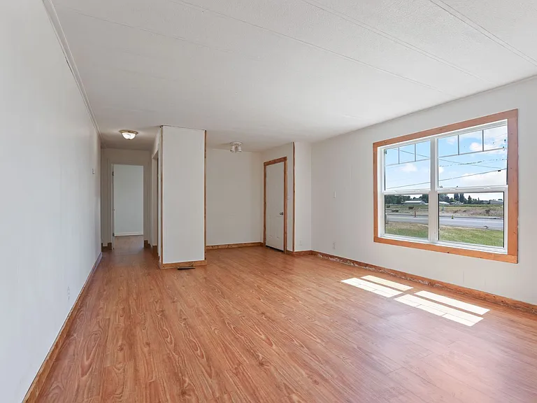 12 N 2162 W — Photo 10