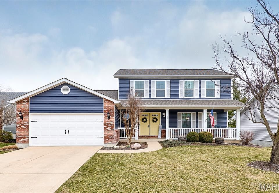1st image of 55 Tulip Bend Dr