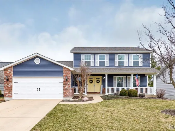 55 Tulip Bend Dr, Wentzville, MO 63385