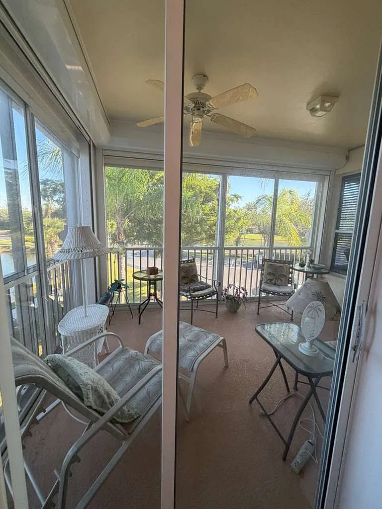 17020 Willowcrest - 210 - 210 — Photo 3