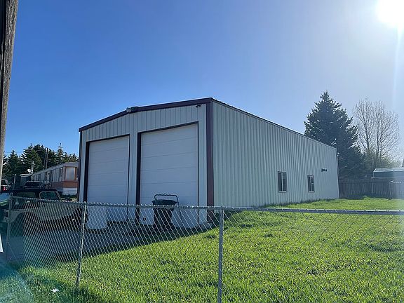 1800 sqft shop