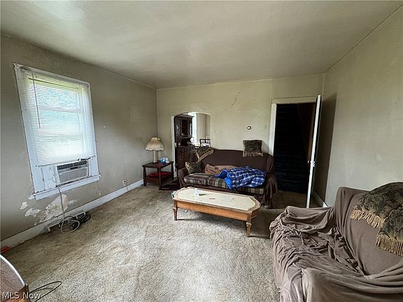 3rd image of 1712 Oakland Ave