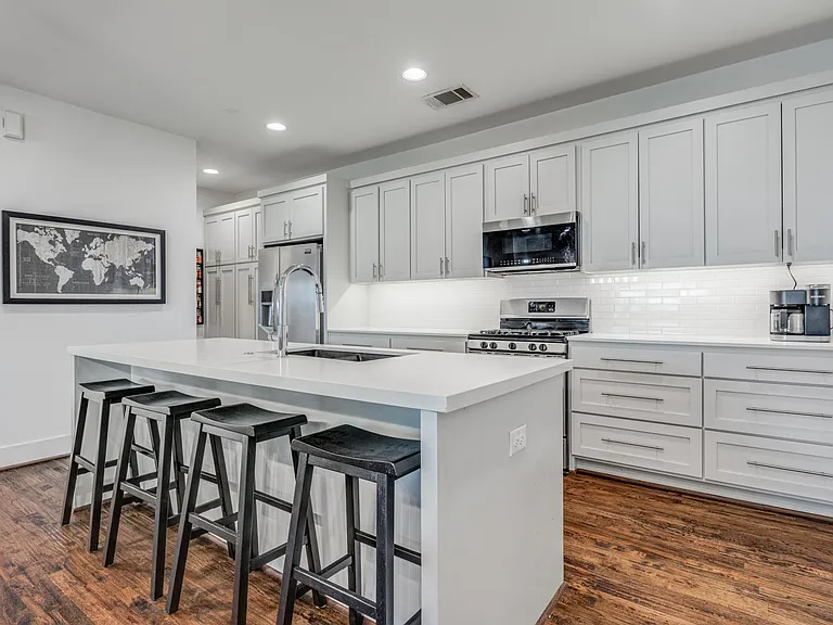 5602 Lindell Ave #D — Photo 7