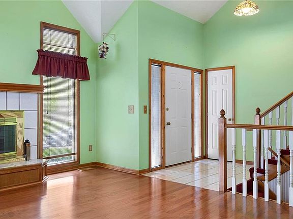 4th image of 4744 Chouteau St