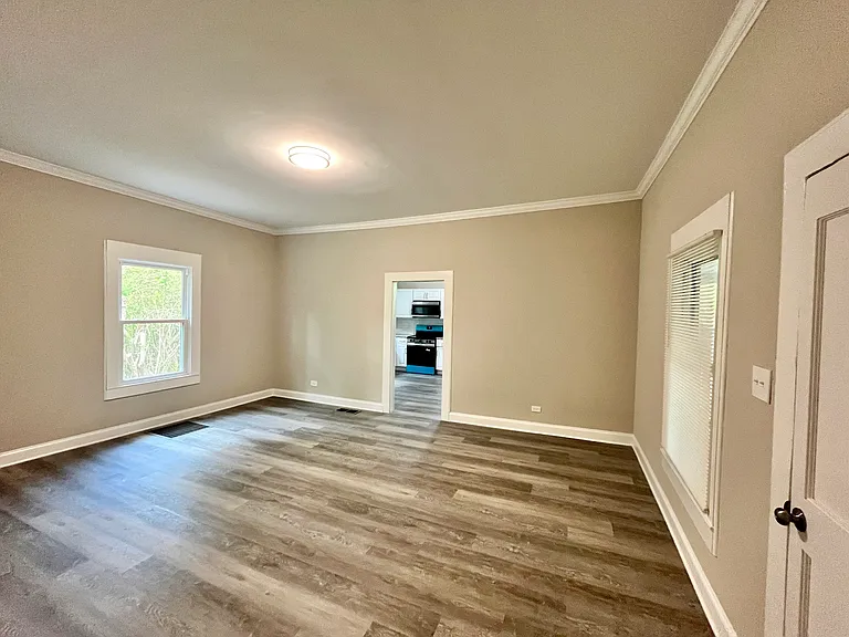 106 Hopper St — Photo 10