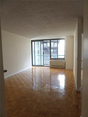 Rented by Platinvm Property Group New York | media 25