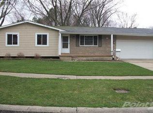 426 Somerset Dr, Flushing, MI