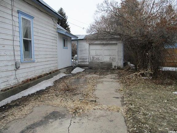 3rd image of 842 Grant St