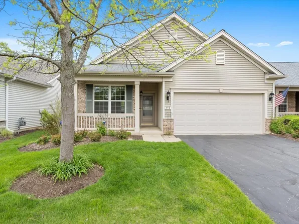 2462 Rolling Ridge Ln, Elgin, IL 60124