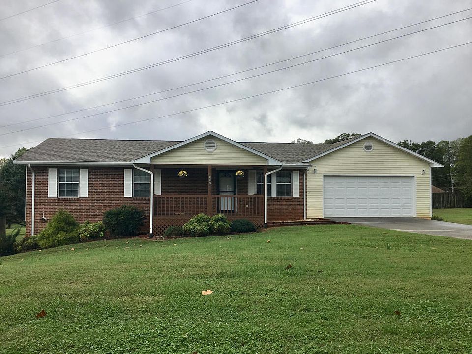 1st image of 301 Leatherwood Dr