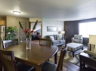 Cottonwood Apartment Homes, Bismarck, ND 58504
