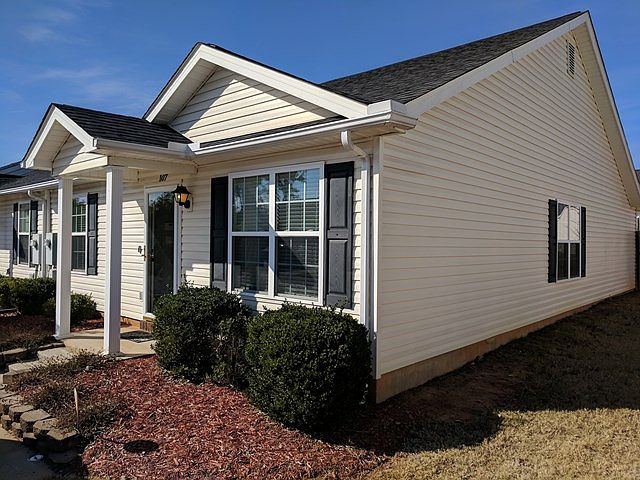 1st image of 107 Crabapple Way