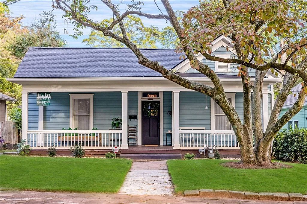 4 bed, 2.0 bath, 1800 sqft, $2,900 — Photo 1