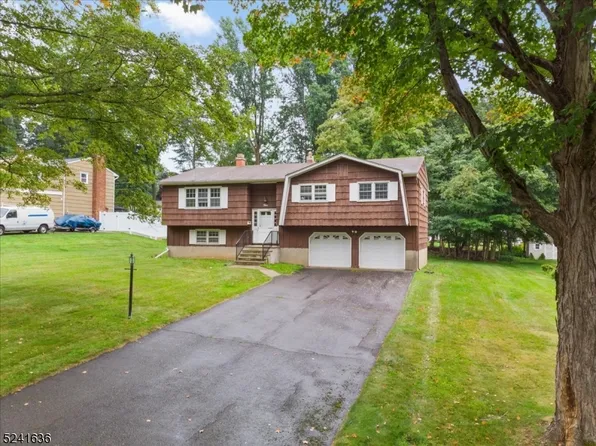 5 Summit Ave, Mount Olive Twp., NJ 07828