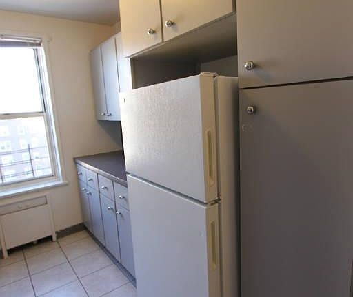 5th image of 7281 113th St APT 3M