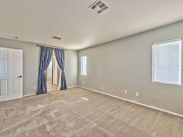 3716 Autumn King Ave — Photo 7