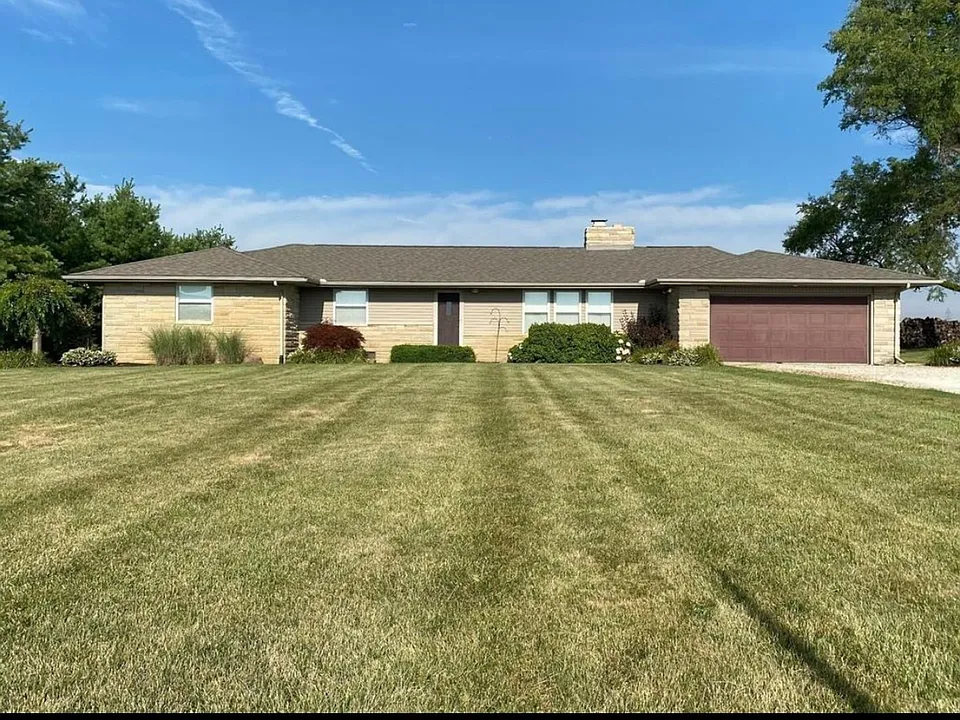 17401 N County Road 550 E