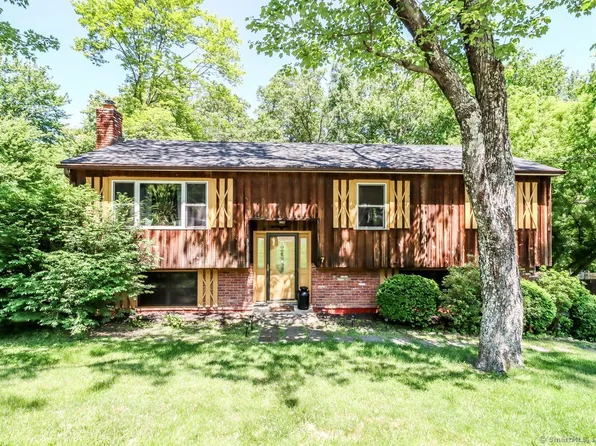 7 Sunset Lane, New Milford, CT 06776