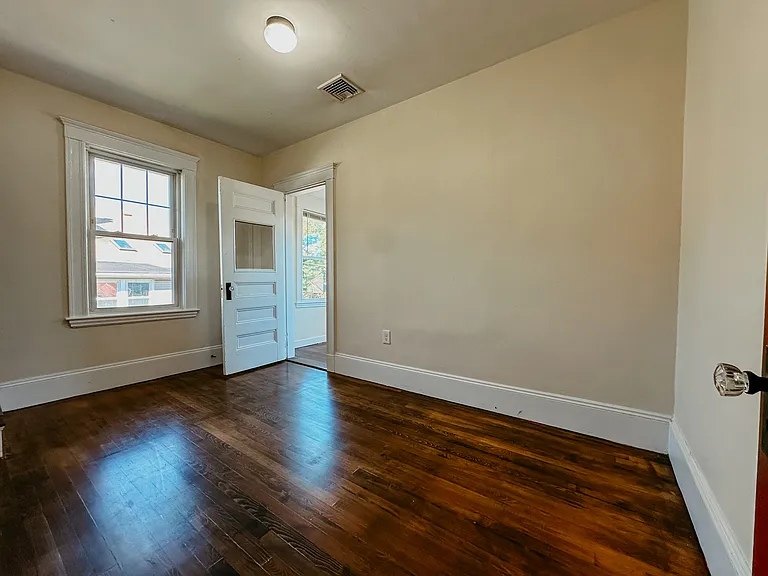34 Brooksdale Rd #2 — Photo 6