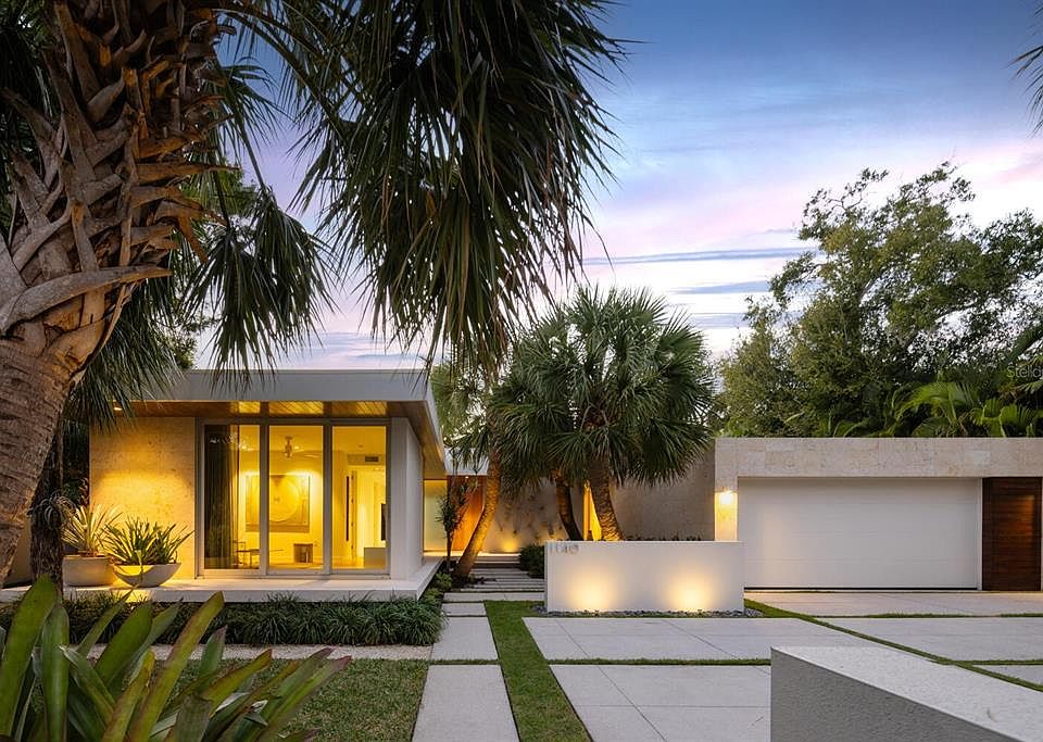 1st image of 1140 CITRUS AVENUE