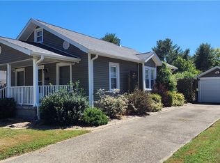 909 E North Ave, Olney, IL 62450