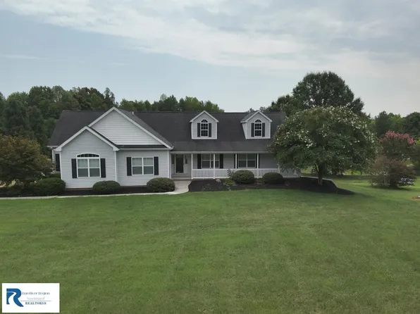 140 Chris Dr, Ringgold, VA 24586
