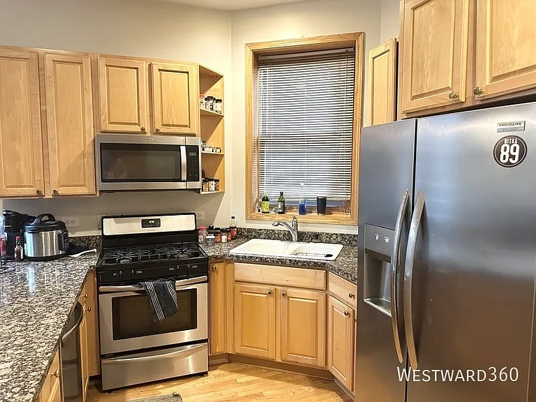 3311 N Seminary Ave #1F — Photo 3