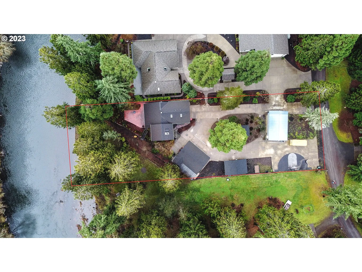 133 River Glen Ter photo 1