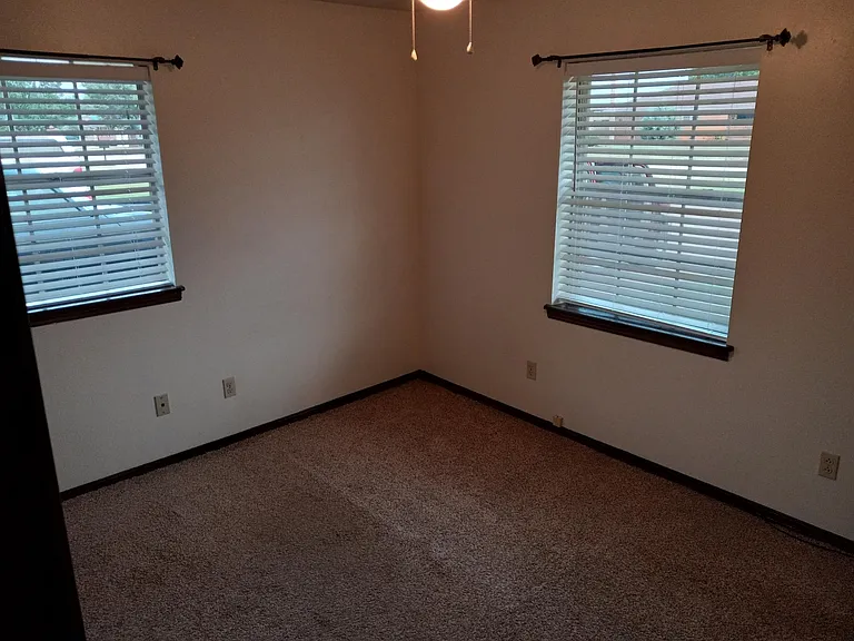 205 W Okarche Ave — Photo 8