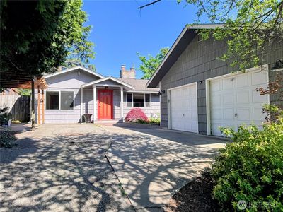 15268 6th Avenue NE, Seattle, WA, 98155