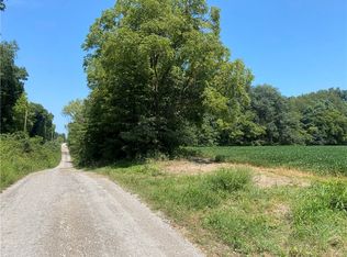 1800 East Rd, Cowden, IL 62422